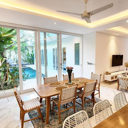 Villa Vana, Sitara Villa Group Seminyak Extérieur photo