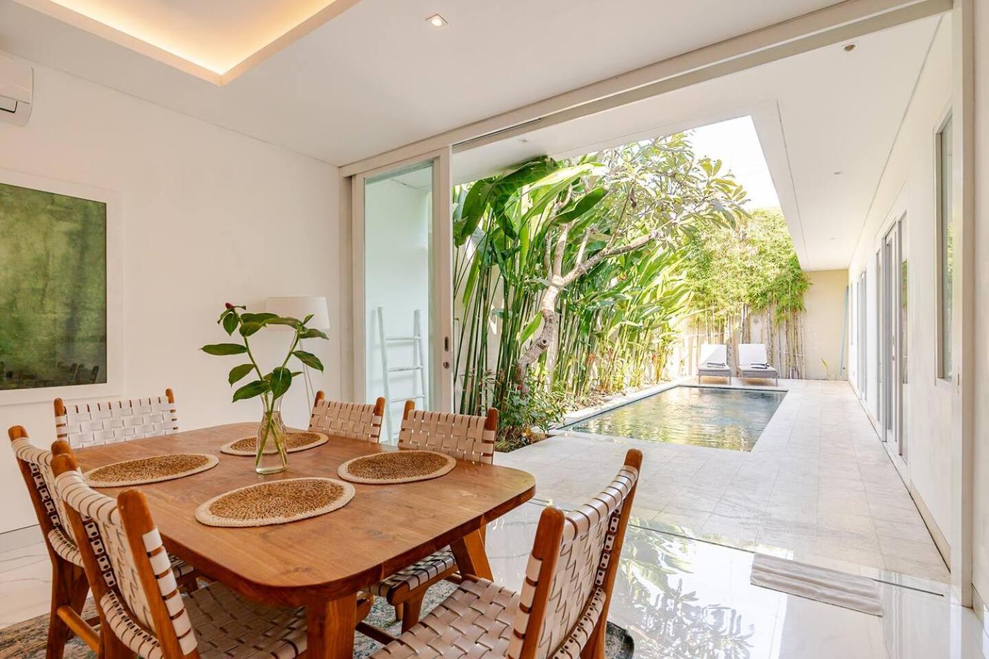 Villa Vana, Sitara Villa Group Seminyak Extérieur photo