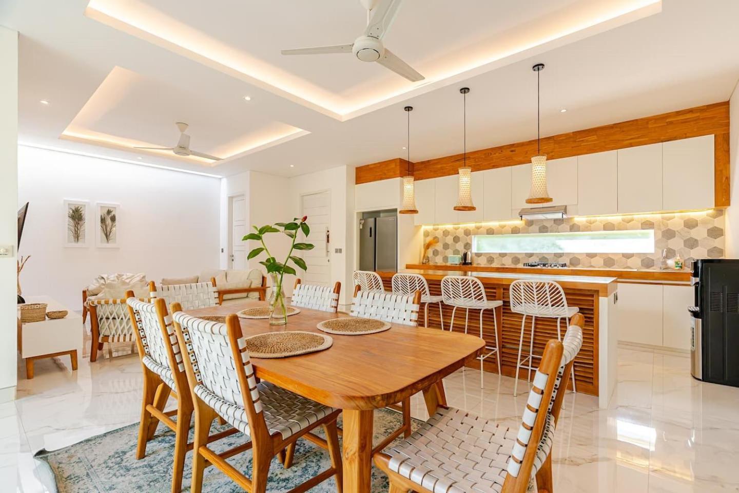 Villa Vana, Sitara Villa Group Seminyak Extérieur photo